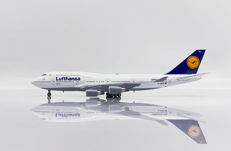 JC Wings Lufthansa Boeing 747-400 (D-ABTE) + Aviation Tag 1/400 Scale