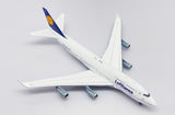 JC Wings Lufthansa Boeing 747-400 (D-ABTE) + Aviation Tag 1/400 Scale