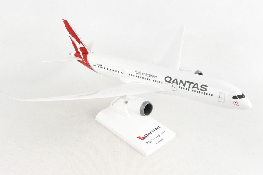 SkyMarks Qantas Boeing 787-9 New Livery 1/200 Scale