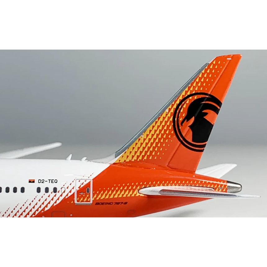 Phoenix TAAG Angola Airlines Boeing B787-9 D2-TEQ 1/400 Aircraft Scale Model