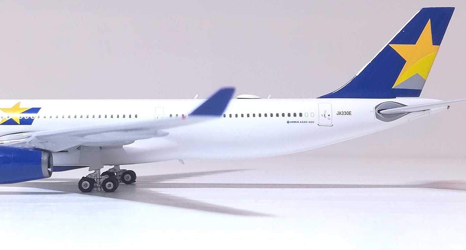 Phoenix Skymark Airlines Airbus A330-300 JA330E 1/400 - Aircraft