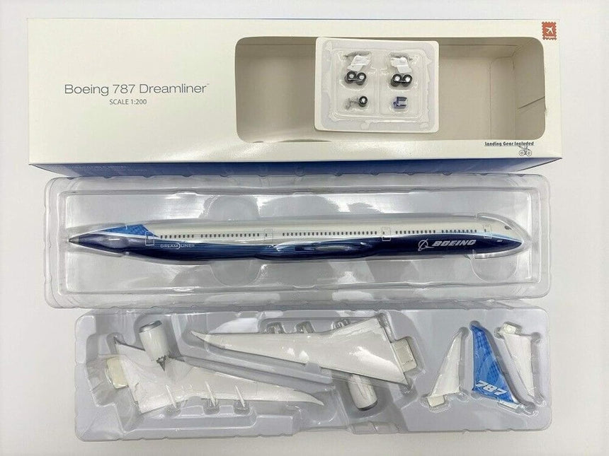 Hogan Boeing 787-10 Dreamliner Boeing Colors 1/200 Scale