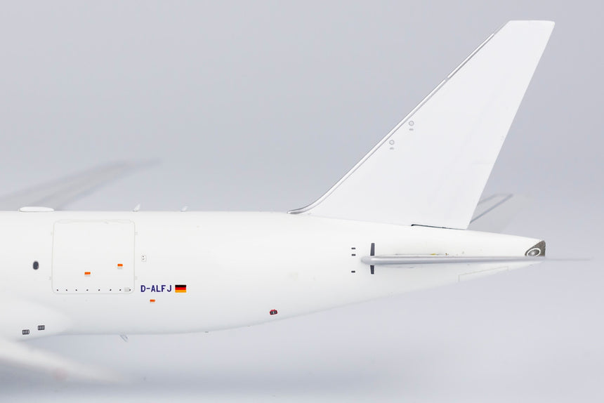 NG Models Lufthansa Cargo Boeing 777F D-ALFJ 1/400 Aircraft Scale Model