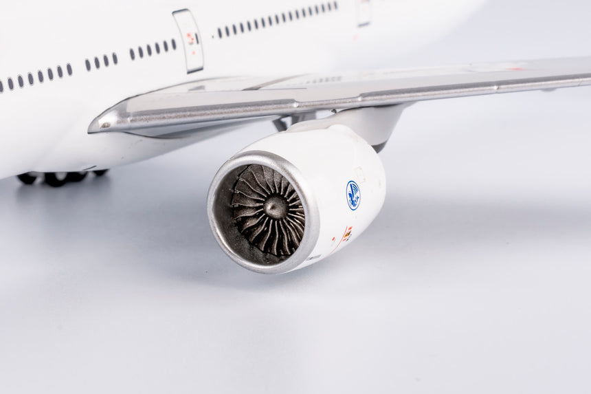 NG Models Air France Boeing B777-300ER F-GSQG 1/400 Scale
