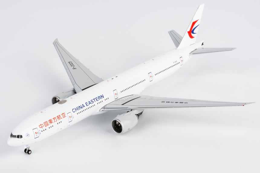 NG Models China Eastern Airlines Boeing 777-300ER B-2025 1/400 Scale