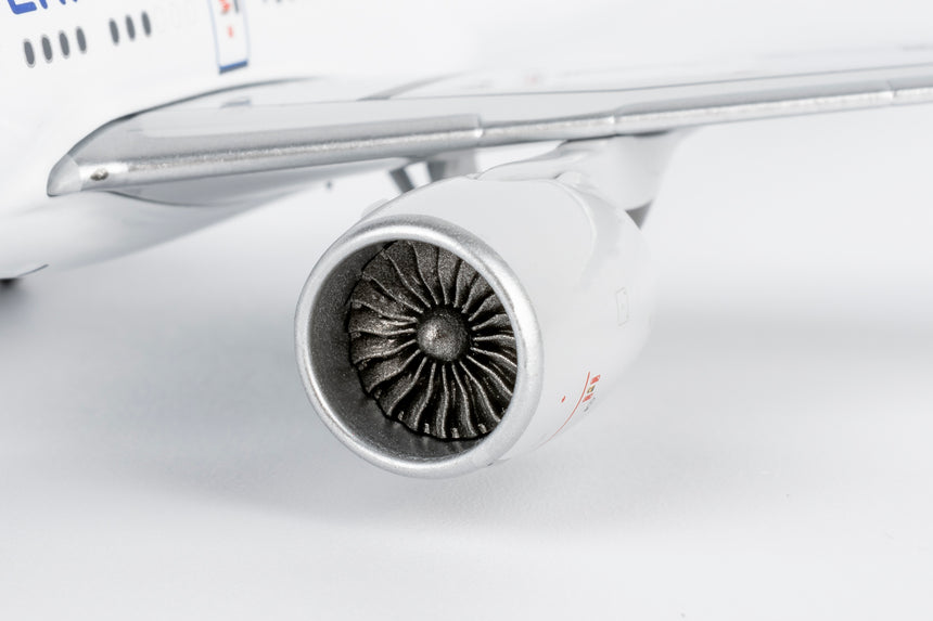 NG Models China Eastern Airlines Boeing 777-300ER B-2025 1/400 Scale