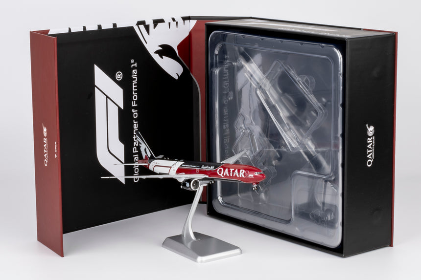 NG Models Qatar Airways Boeing 777-300ER A7-BEG (Ultimate) 1/400 Aircraft Scale Model