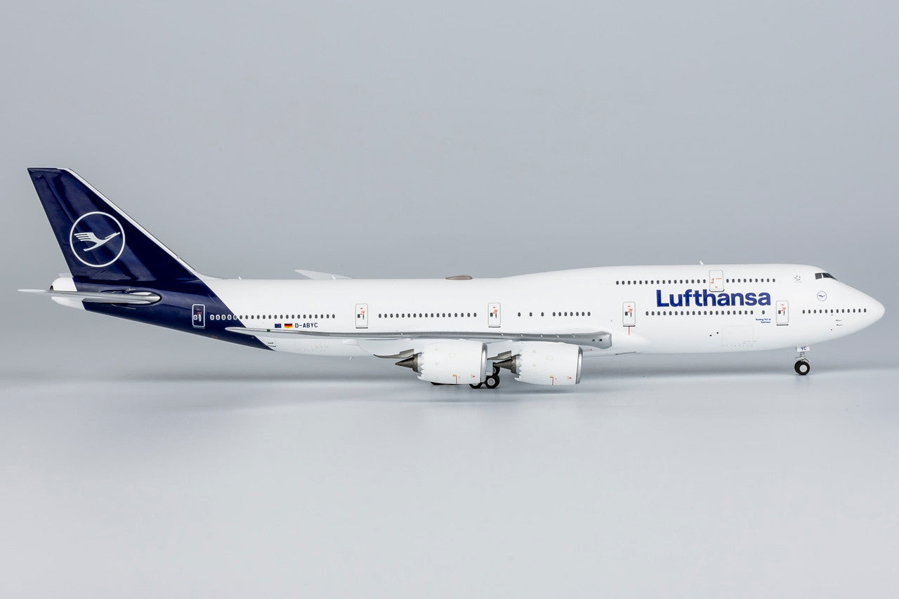 NG Models Lufthansa Boeing 747-8 D-ABYC n/c 1/400 78028