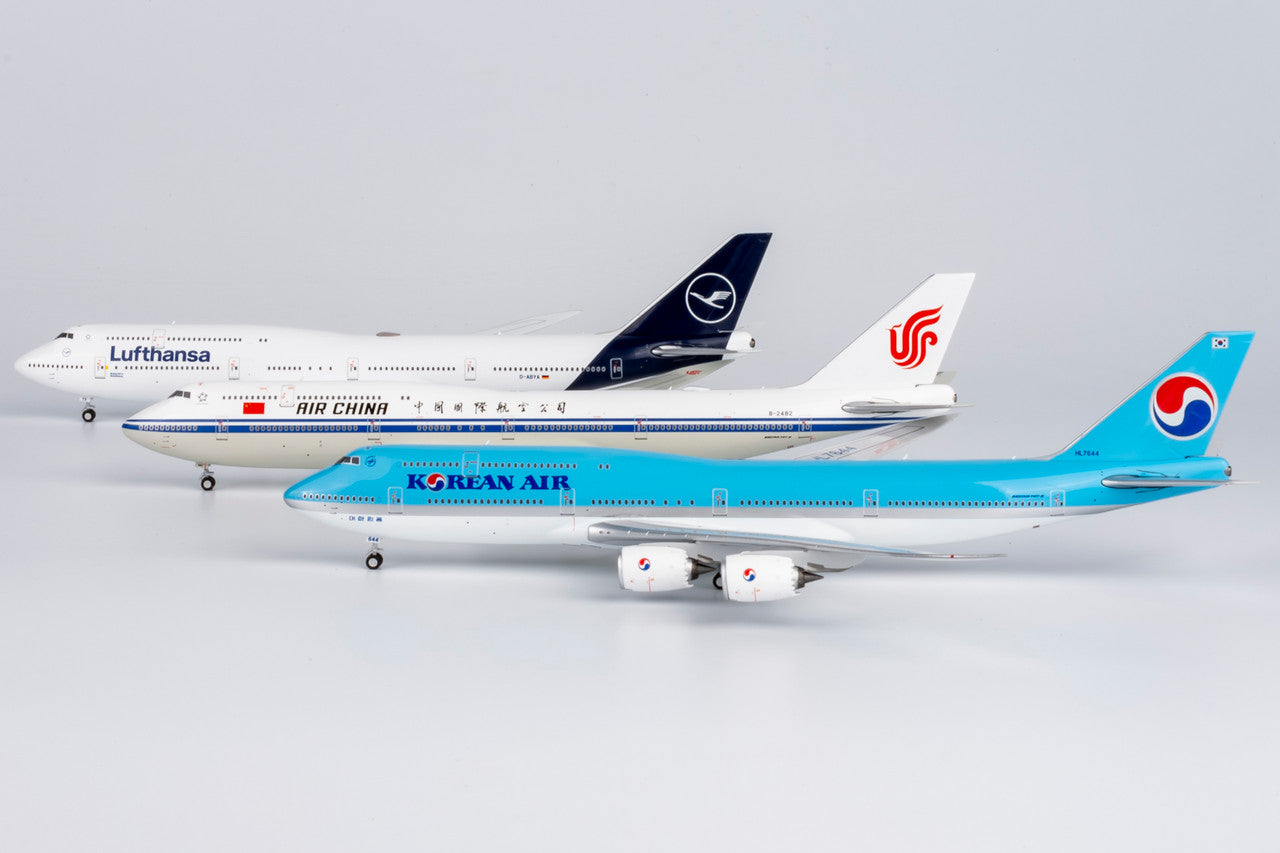 NG Models Air China Boeing 747-8i B-2482 With Wifi Dome 1/400 Scale