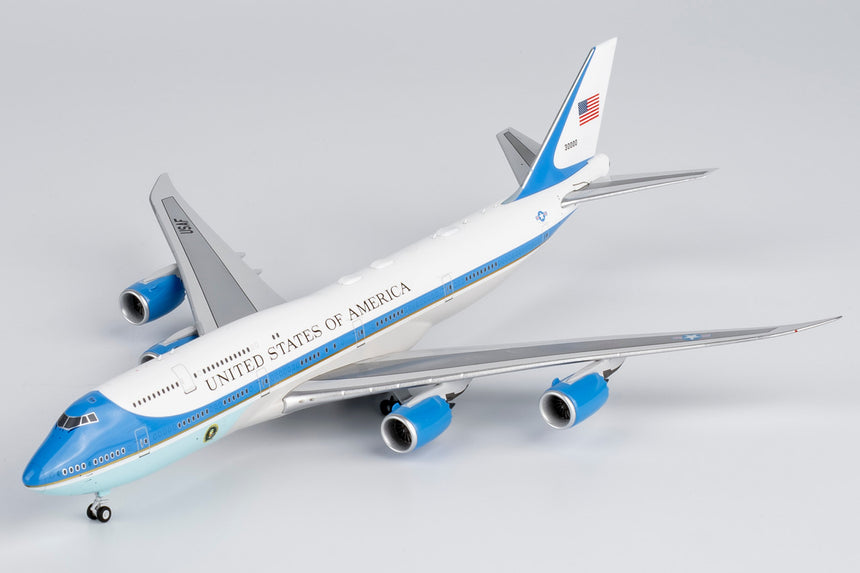 NG Models United States - US Air Force (USAF) (Classic Version) VC-25B Boeing (747-8) 30000 1/400 Aircraft Scale Model