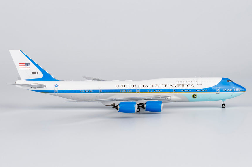 NG Models United States - US Air Force (USAF) (Classic Version) VC-25B Boeing (747-8) 30000 1/400 Aircraft Scale Model