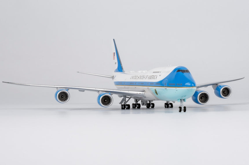 NG Models United States - US Air Force (USAF) (Classic Version) VC-25B Boeing (747-8) 30000 1/400 Aircraft Scale Model