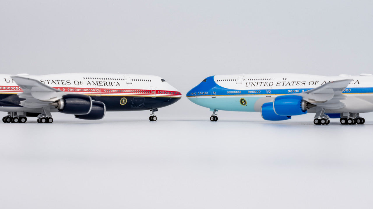 NG Models United States - US Air Force (USAF) (Classic Version) VC-25B Boeing (747-8) 30000 1/400 Aircraft Scale Model