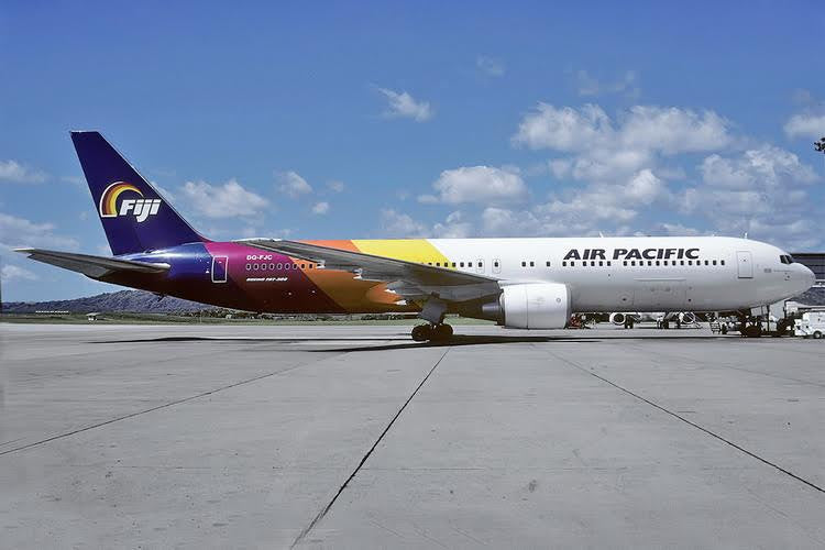 Phoenix Air Pacific Boeing B767-300ER DQ-FJC 1/400 Scale