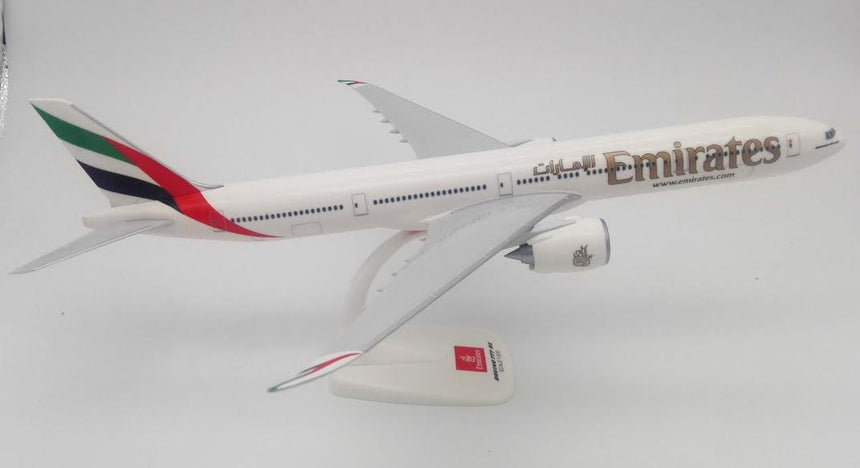 PPC Models Emirates Boeing B777-9X 1/200 Scale