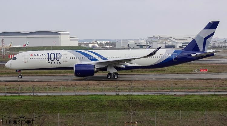 Phoenix Delta Air Lines 100th Airbus A350-900 N527DN 1/400 Scale