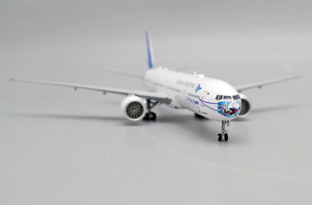 JC Wings Garuda Indonesia Boeing 777-300ER PK-GIJ 1/400 Aircraft Scale Model
