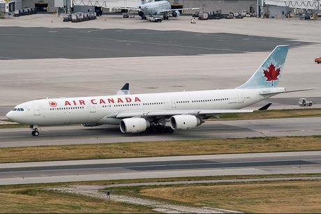 Phoenix Air Canada Airbus A340-500 C-GKOM 1/400 Scale