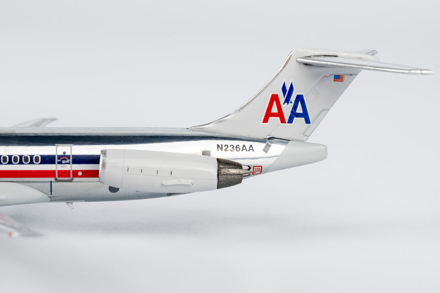 NG Models American Airlines (Black Nose Cone) McDonnell Douglas MD-82 N236AA 1/400 Scale