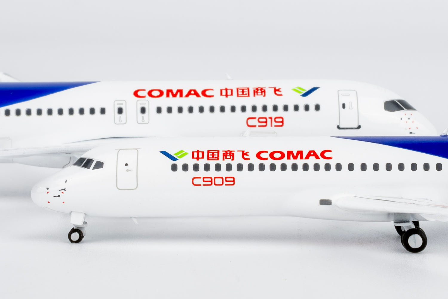 NG Models COMAC C909 1/400 Aircraft Scale Model