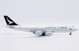 JC Wings Cathay Cargo Boeing 747-8F (B-LJN) 1/400 Aircraft Scale Model
