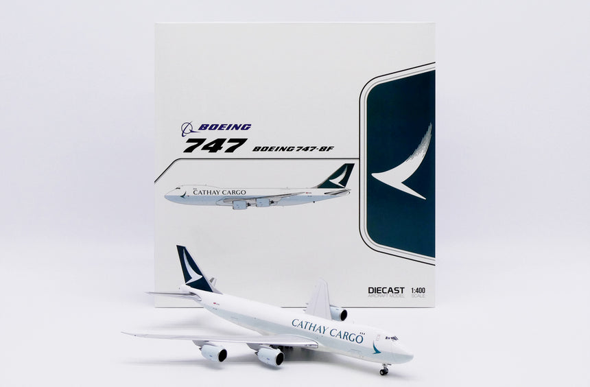 JC Wings Cathay Cargo Boeing 747-8F (B-LJN) 1/400 Aircraft Scale Model