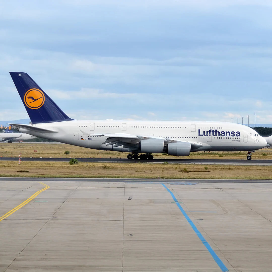 AviationTag Lufthansa Airbus A380 - D-AIMI Glare