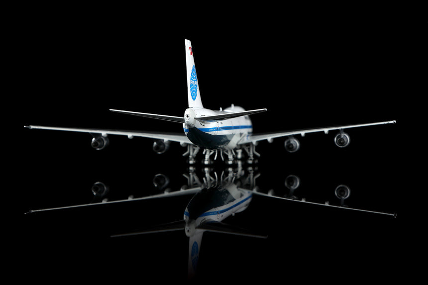HX Models Pan Am Boeing 747-100 "Clipper Dashing Wave" N749PA 1/400 Aircraft Scale Model