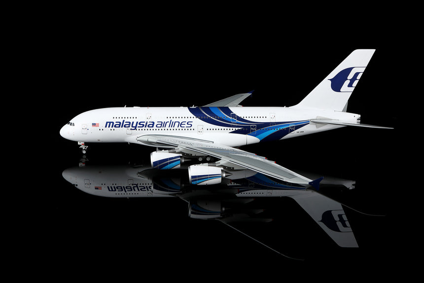SQ Wings Malaysia Airlines Airbus A380 9M-MNB Flaps Down 1/200 Scale Model