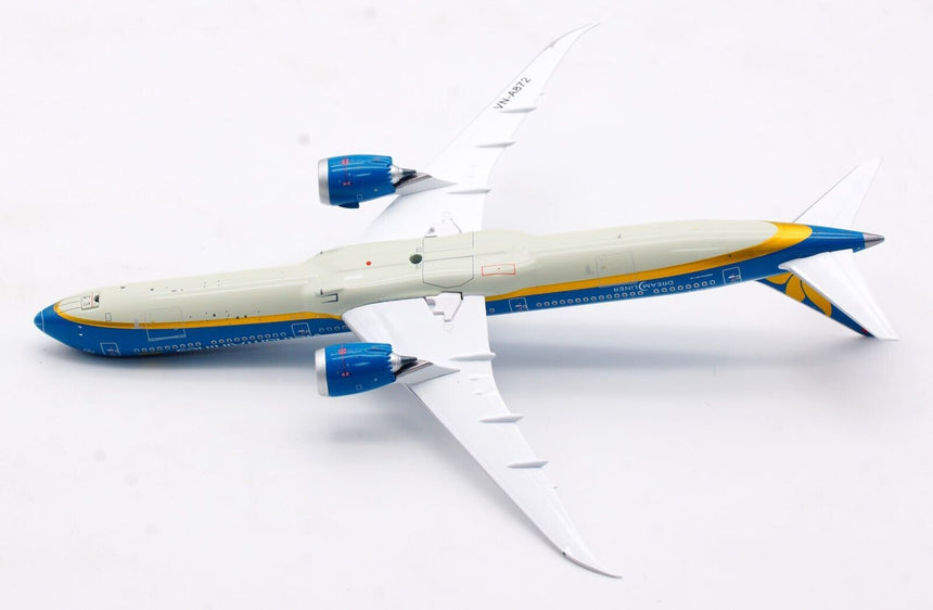 Aviation400 Vietnam Airlines Boeing 787-10 Dreamliner VN-A872 (with detachable gear) 1/400 Aircraft Scale Model
