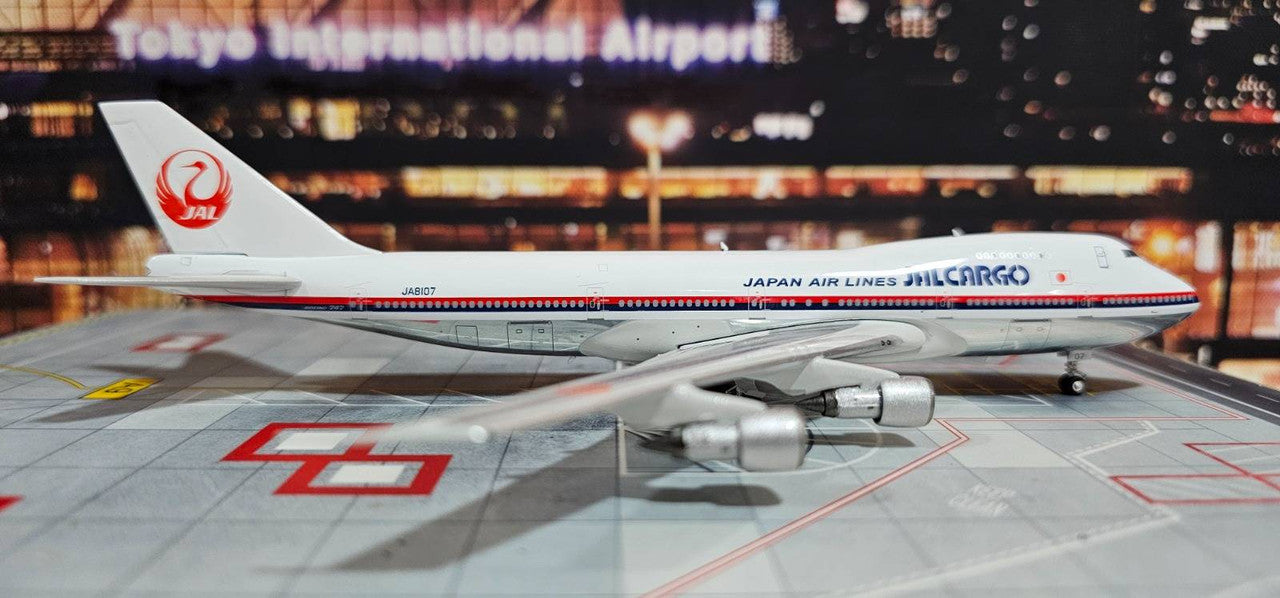 航空機・ヘリコプター phoenix 1/400 JAL CARGO B747-200F JA8180 phoenix 1/400 JAL CARGO B747-200F JA8180 - メルカリ