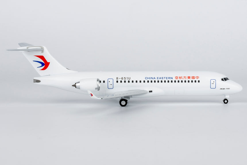 NG Models China Eastern Airlines COMAC C909 (ARJ21-700) B-651U Lite Edition 1/200 Aircraft Scale Model