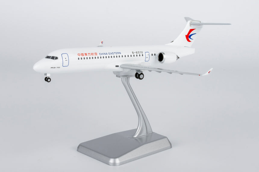 NG Models China Eastern Airlines COMAC C909 (ARJ21-700) B-651U Lite Edition 1/200 Aircraft Scale Model