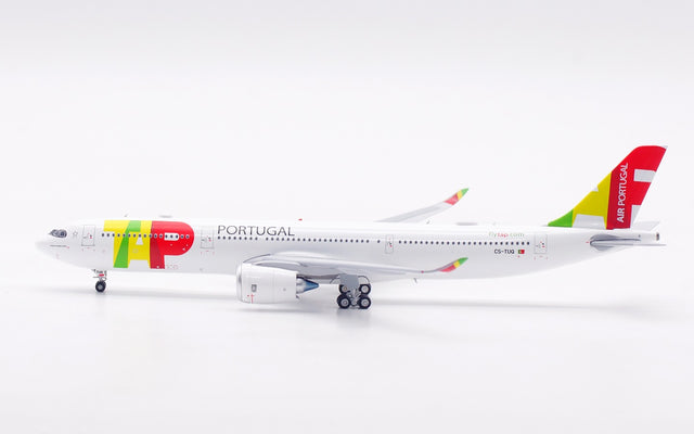 Aviation400 TAP Air Portugal Airbus A330-900 CS-TUQ (detachable gear) 1/400 Aircraft Scale Model