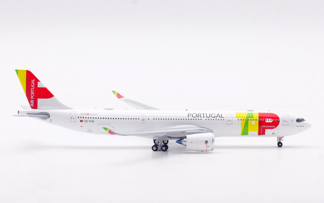 Aviation400 TAP Air Portugal Airbus A330-900 CS-TUQ (detachable gear) 1/400 Aircraft Scale Model