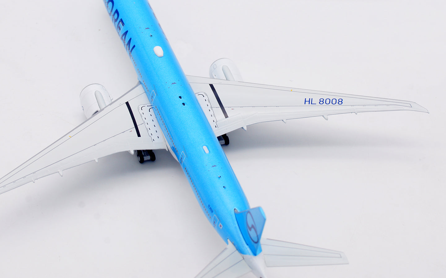 Aviation400 Korean Air Boeing 777-300ER HL8008 (detachable gear) 1