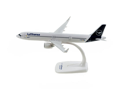 PPC Models Lufthansa Airbus A321 Neo 1/200 Aircraft Scale Model
