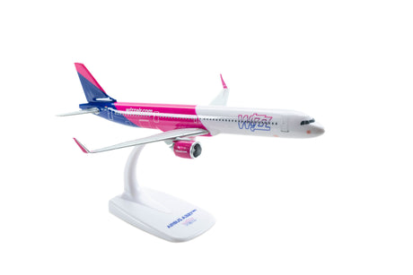 PPC Models WIZZ Air Airbus A321NEO 1/200 Aircraft Scale Model