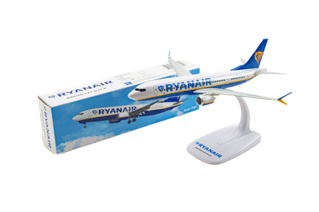 PPC Models Ryanair Boeing 737 MAX Snap-Fit Model Plane 1/200 Aircraft Scale Model