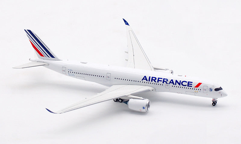 Aviation400 Air France Airbus A350-941 F-HUVJ (with detachable gear) 1/400 Scale