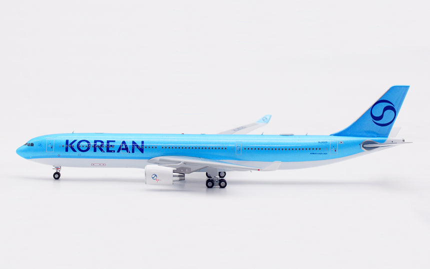 Aviation400 Korean Air Airbus A330-323 HL8025 1/400 Scale