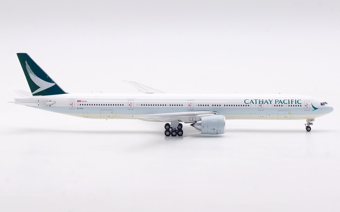 Aviation400 Cathay Pacific Boeing 777-367ER B-KQV (detachable gear
