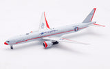 Aviation400 American Airlines Boeing 777-323/ER N735AT (detachable gear) 1/400 Aircraft Scale Model