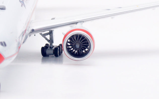 Aviation400 American Airlines Boeing 777-323/ER N735AT (detachable gear) 1/400 Aircraft Scale Model