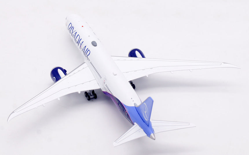Aviation400 Riyadh Air Boeing 787-9 Dreamliner HZ-RXAA (with Antenna and detachable gear) 1/400 Aircraft Scale Model