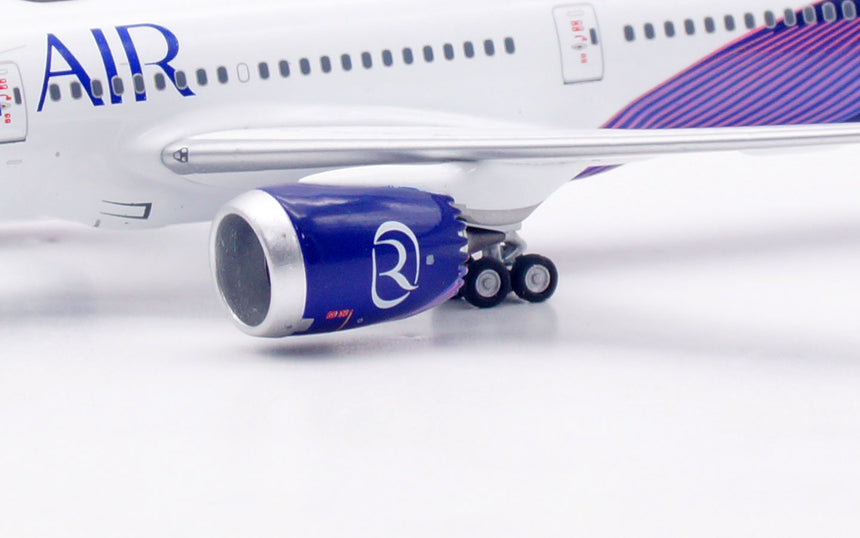 Aviation400 Riyadh Air Boeing 787-9 Dreamliner HZ-RXAA (with Antenna and detachable gear) 1/400 Aircraft Scale Model