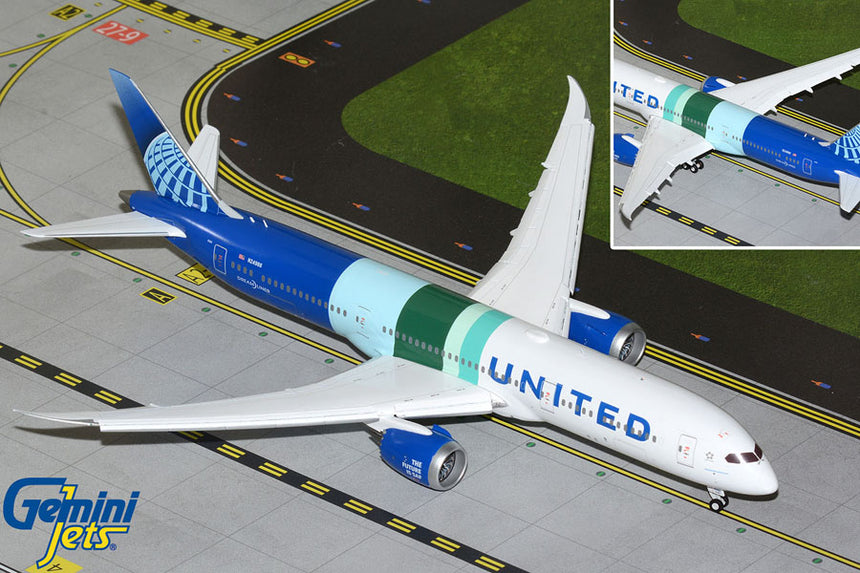 GeminiJets United Airlines Boeing B787-9 N24988 “The Future is SAF” (flaps down) 1/200 Scale