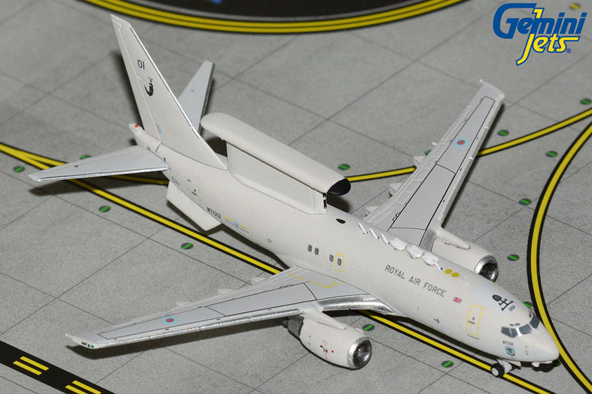 GeminiJets Royal Air Force E-7 Wedgetail AEW1 (Boeing B737AEW1) WT001 1/400 Aircraft Scale Model