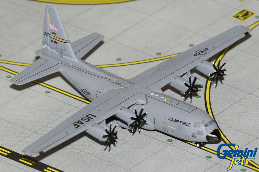 GeminiJets U.S. Air Force C-130H Hercules 96-7325 (Montana ANG) 1