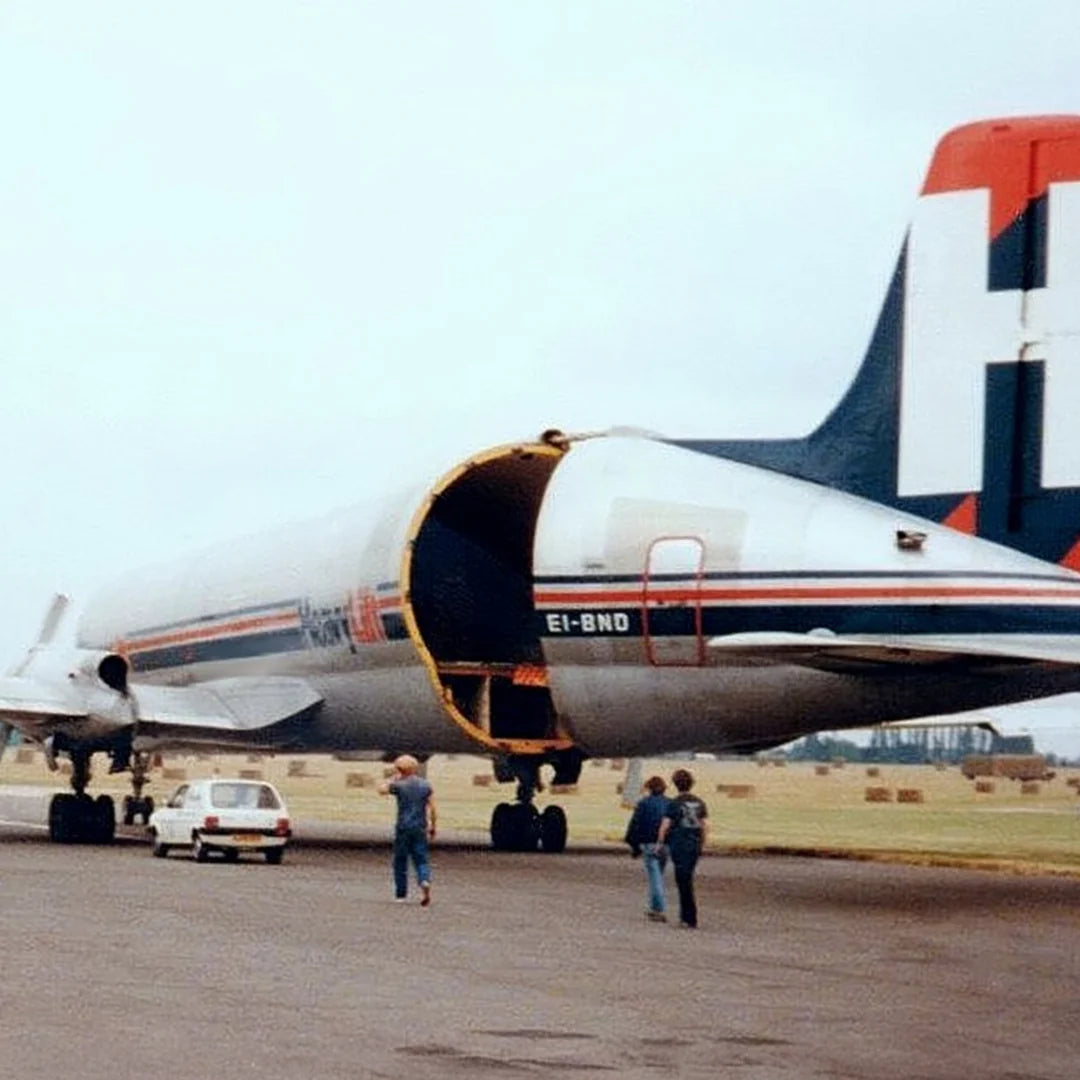 AviationTag First International Airlines Conroy Skymonster CL44 - N447FT Silver